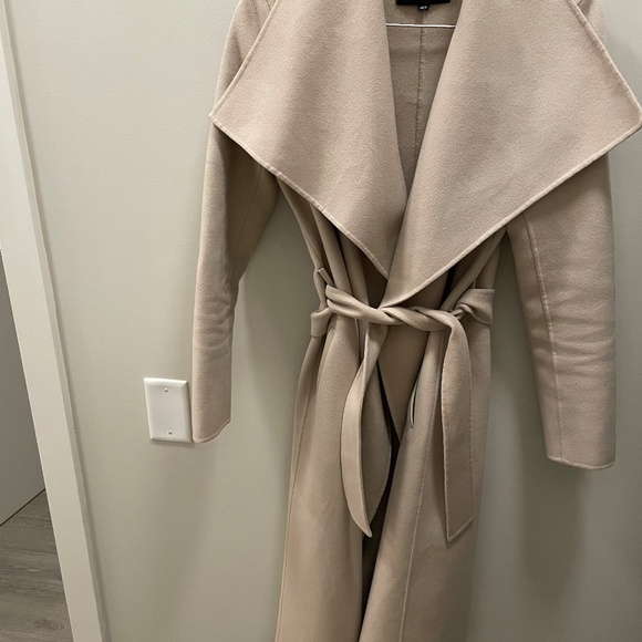 Mackage Wrap Coat Size Small - Picture 3 of 5